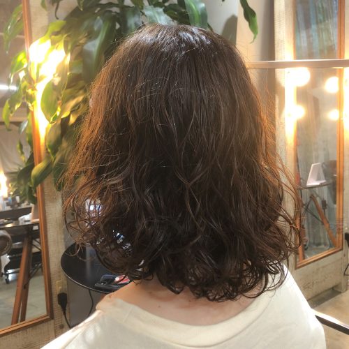 髪質改善酸性デジタルパーマ ミディアムヘア 熊本市上通り並木坂の美容室 Behind The Curtain