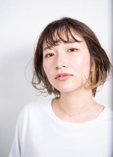 インナーカラー ボブ ショート 熊本市上通り並木坂の美容室 Behind The Curtain
